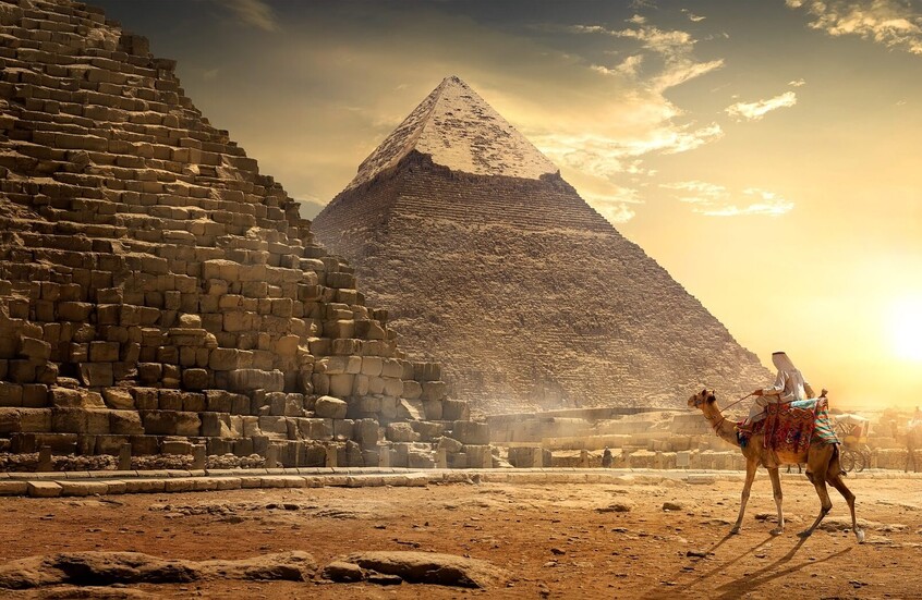 السر الأعظم للجيزة.. اكتشاف مثير تحت أهرامات مصر قد يغير تاريخ البشرية