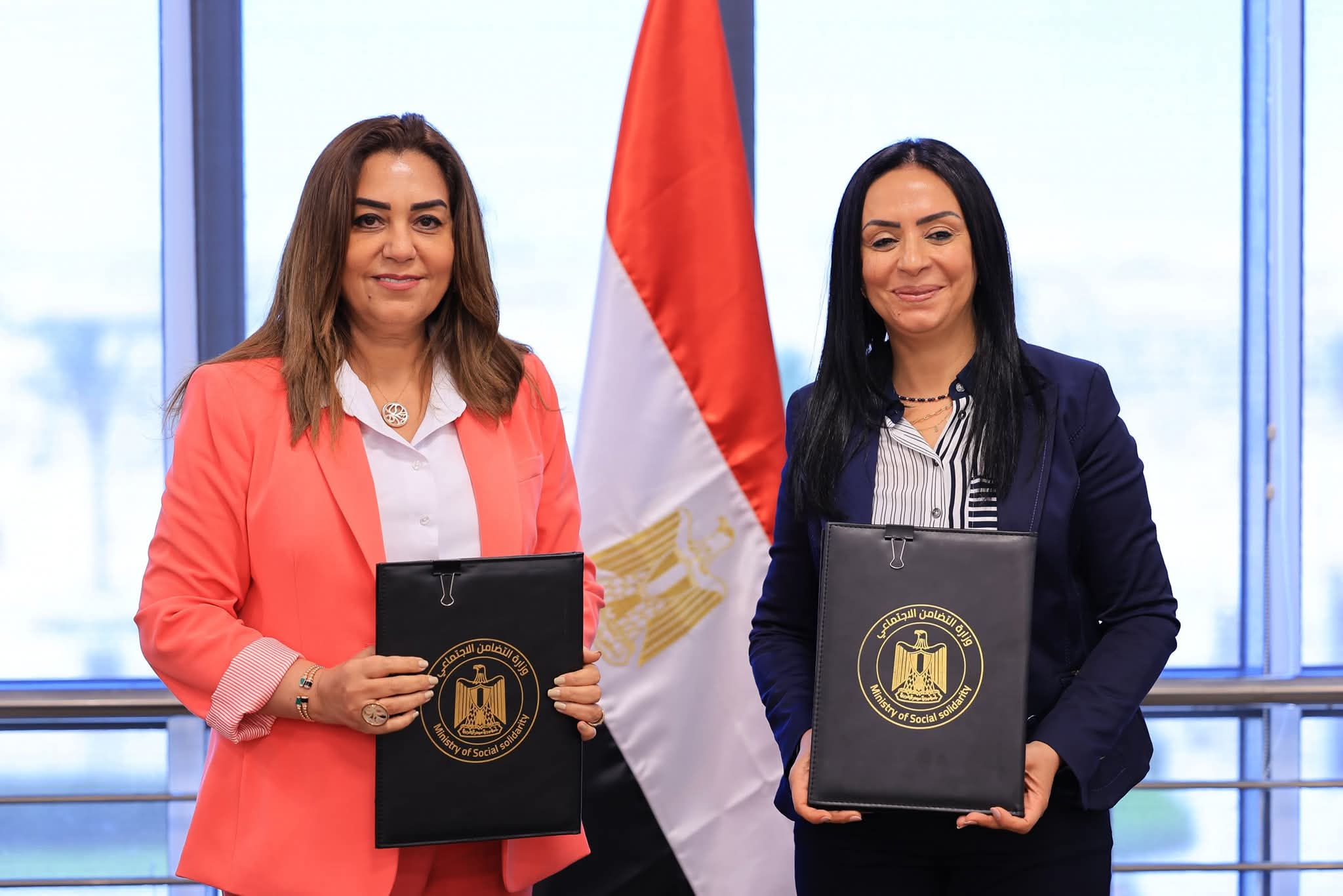 • وزيرتا التضامن الاجتماعي والتنمية المحلية توقعان بروتوكول تعاون بشأن مشروع "أيادي مصر" لتسويق المنتجات التراثية واليدوية والتمكين الاقتصادي