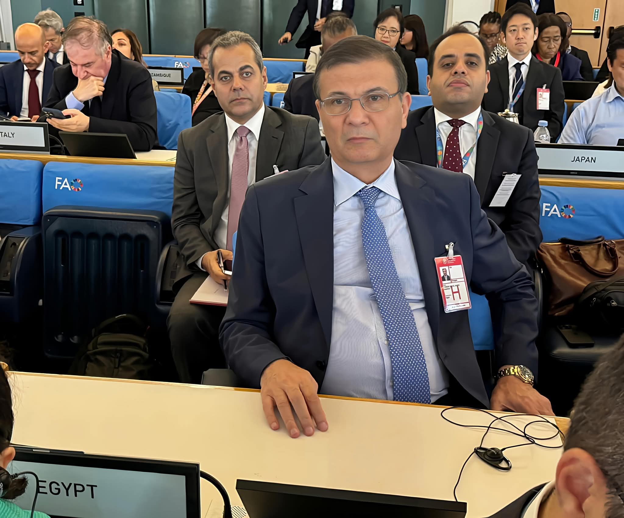 وزير الزراعة يشارك في فعاليات الدورة الرابعة والأربعين لمؤتمر الفاو في روما،وانتخاب مصر بالإجماع عضوًا باللجنة العامة للمؤتمر