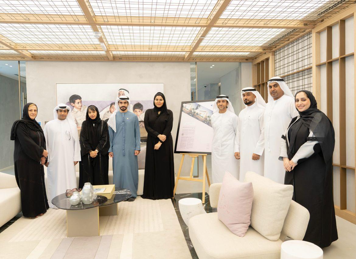 الإمارات تصدر طابعاً تذكارياً بمناسبة مرور 20 عاماً على تأسيس مجلس الأمومة والطفولة