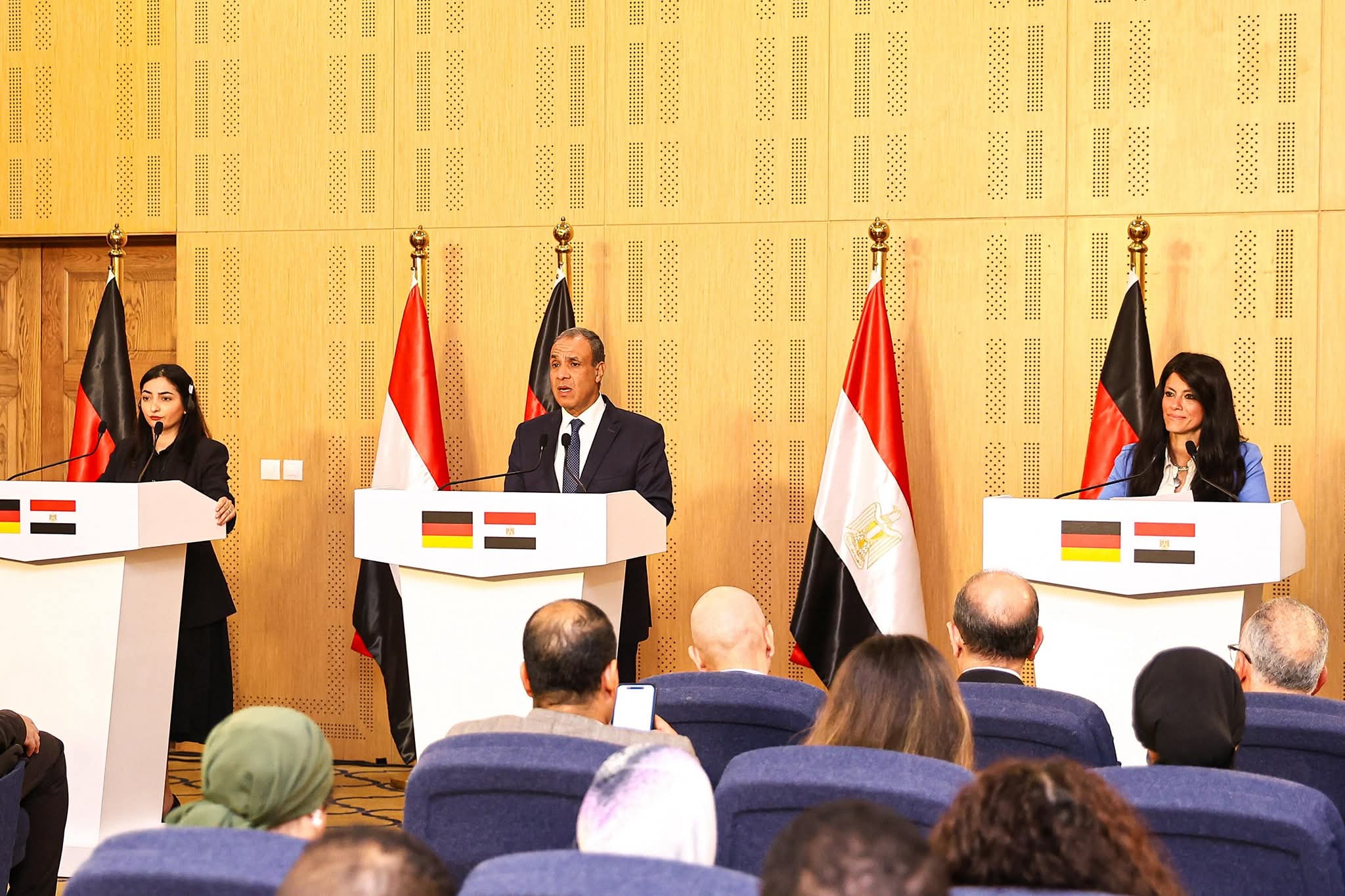 وزير الخارجية :1600 شركة ألمانية تعمل في مصر باستثمارات تتجاوز 6 مليارات يورو في قطاعات التنمية والتحول الأخضر والتصنيع