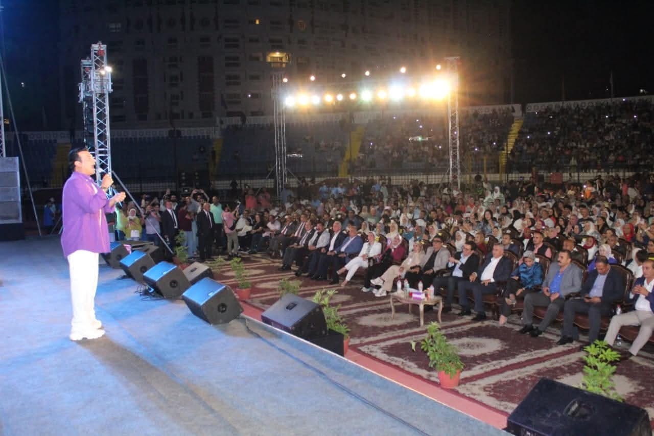 وزير الثقافة ومحافظ الإسكندرية يفتتحان فعاليات المهرجان الصيفي للأوبرا في إستاد الإسكندرية لأول مرة بالتزامن مع احتفالات المحافظة بعيدها القومي