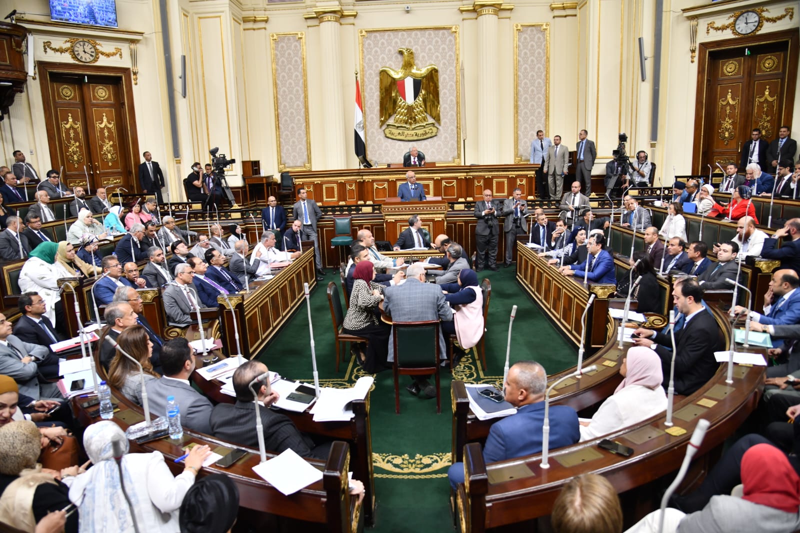 البرلمان يقرر حالتين لإخلاء الشقق فورا