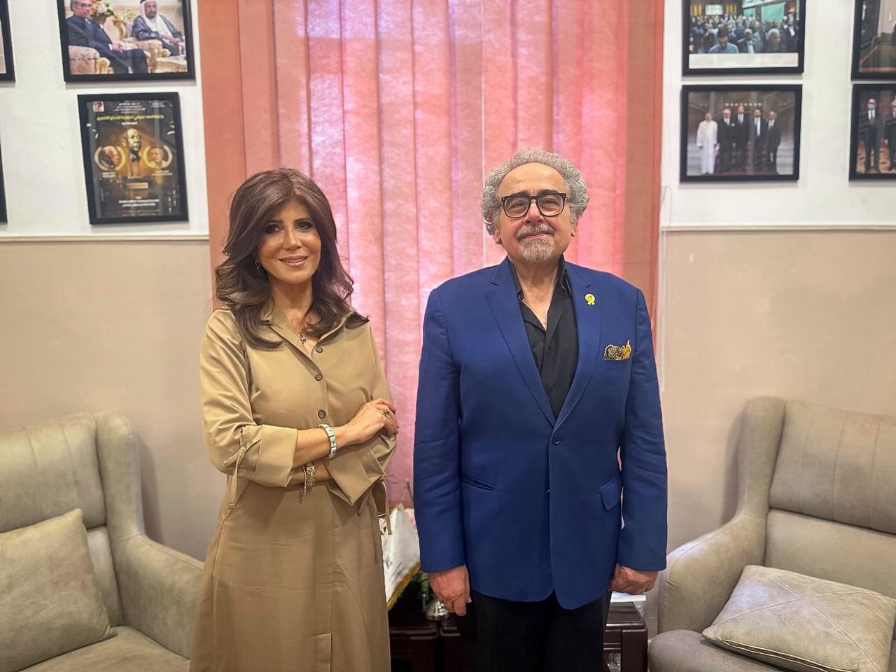 الروائية د. منى زكي تنضم إلى اتحاد الكتاب والأدباء: صوت نسائي يجمع الفكر والإبداع