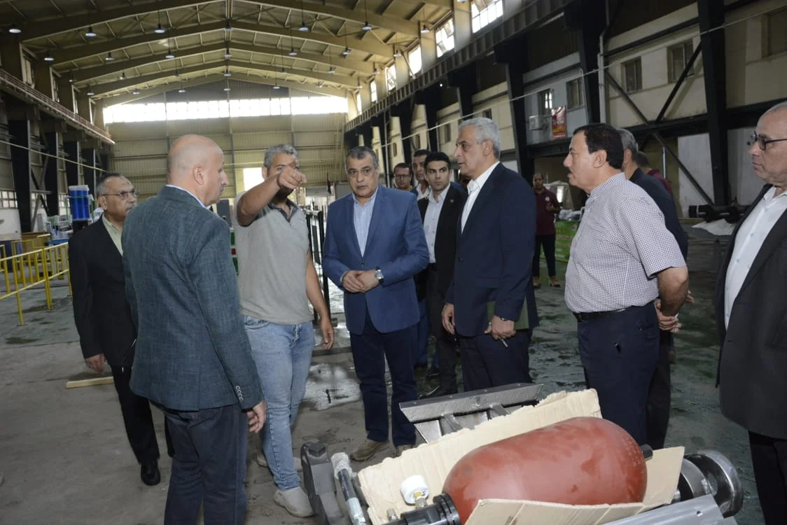 وزير الإنتاج الحربى: حريصون على جذب المزيد من الاستثمارات والنهوض بالصناعة الوطنية