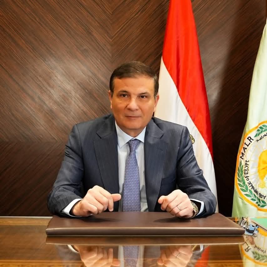 استجابة عاجلة من وزير الزراعة لشكاوى مزارعي أسيوط..موجها بحزمة إجراءات فورية وعاجلة لدعم مزارعي الرمان بالبداري