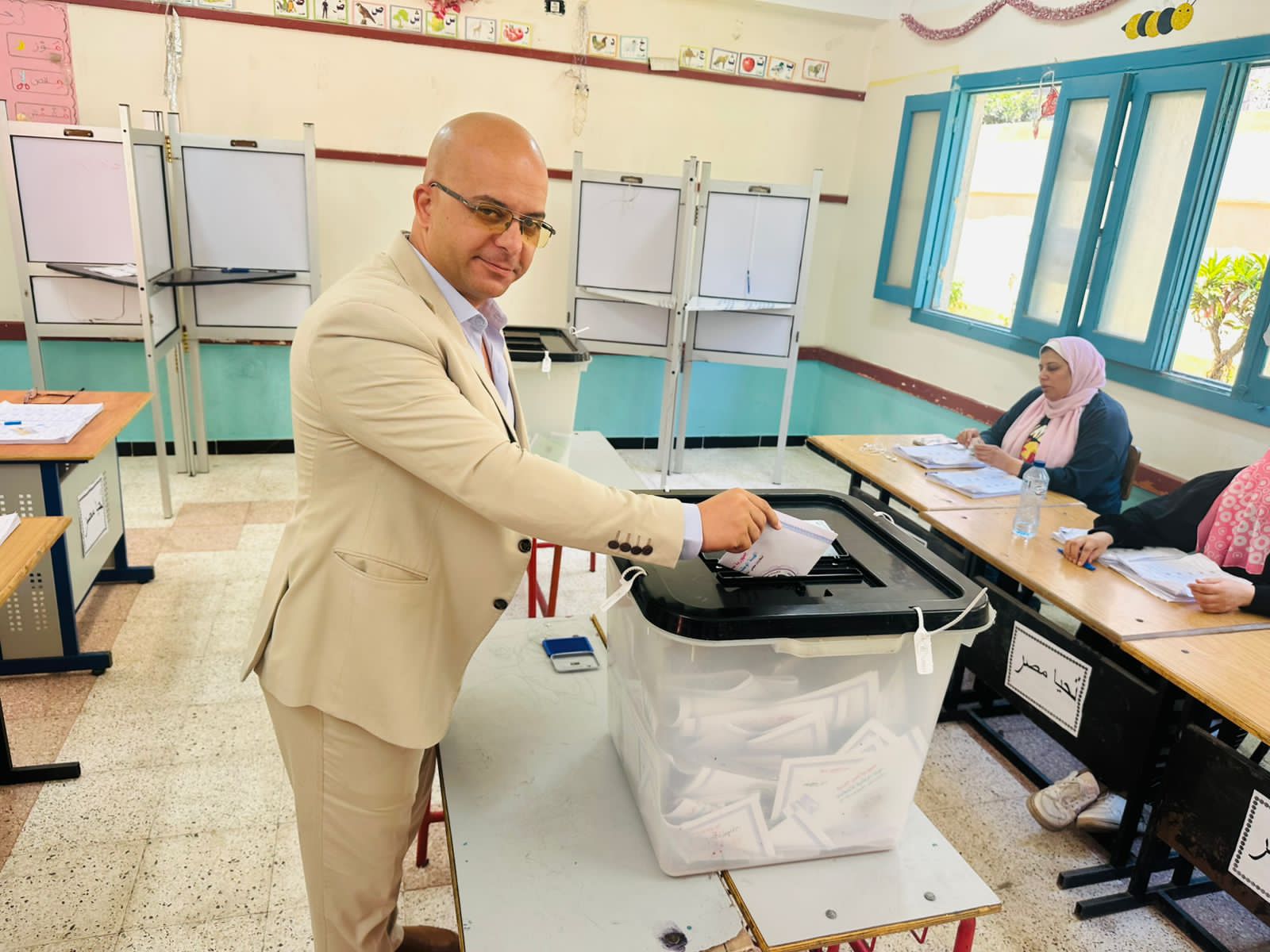 المتحدث الرسمي لحزب العدل يدلي بصوته في لجنته الانتخابية بالإسكندرية: المشاركة واجب وطني ومسؤولية أخلاقية