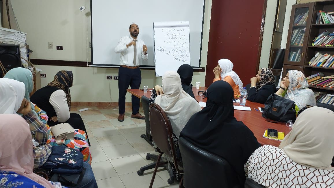 "قضايا المرأة" تُقــيم لقاءً تنشيطياً لمقدمي الخدمات الصحية في بولاق الدكرور