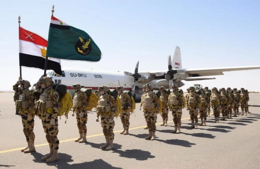 الجيش المصري يستعد لإرسال قوات إلى الصومال