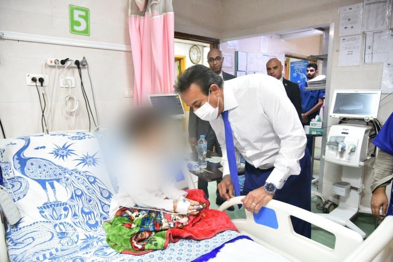خلال زيارة مفاجئة لمستشفى الهرم.. الدكتور خالد عبدالغفار يوجه بزيادة الأطباء والتخصصات الطبية لتلبية احتياجات المرضى وإنهاء عقود شركتي النظافة والأمن لقصور الأداء