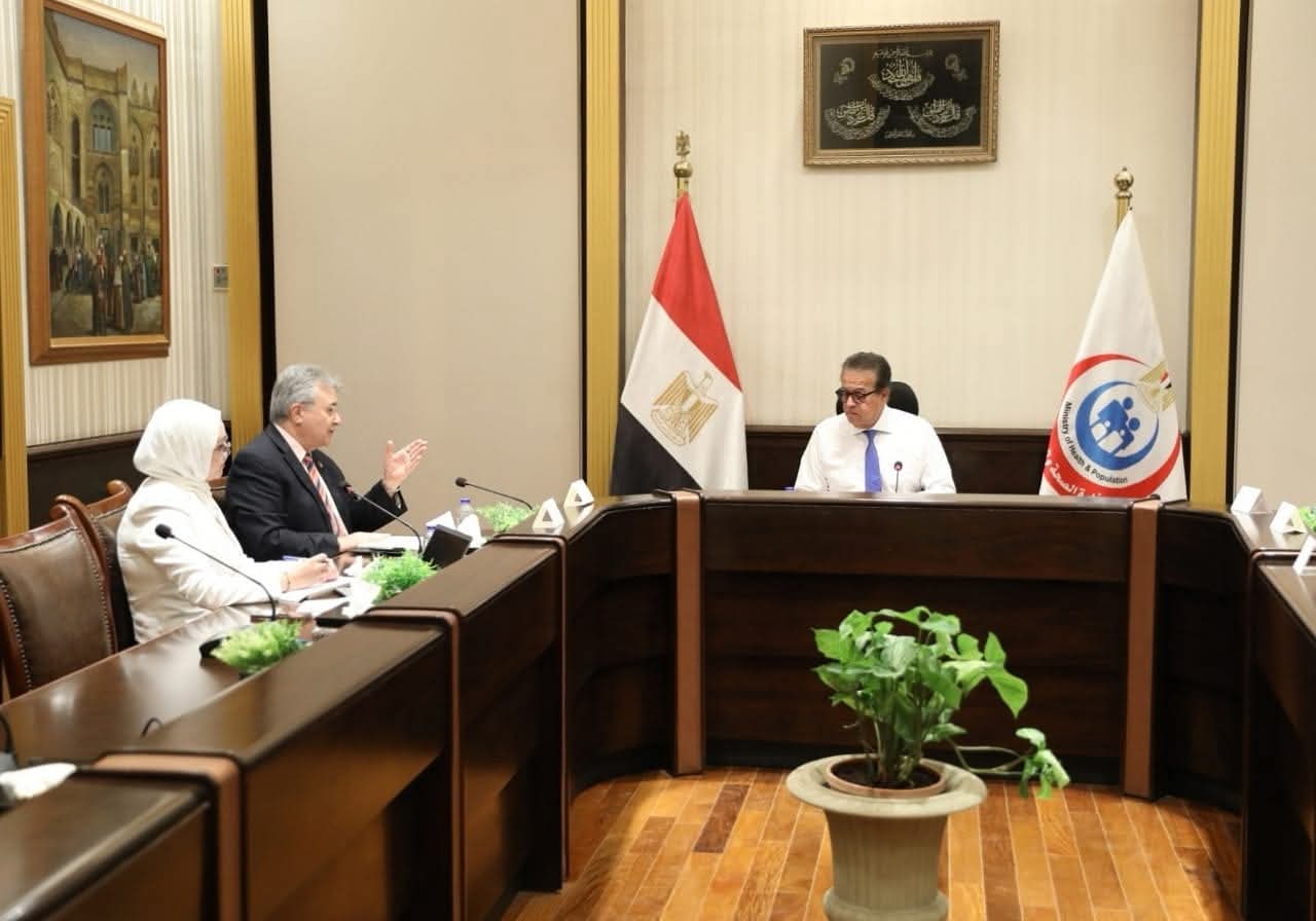 • نائب رئيس الوزراء ووزير الصحة يتابع ملف السياحة العلاجية لجذب الاستثمارات السياحية