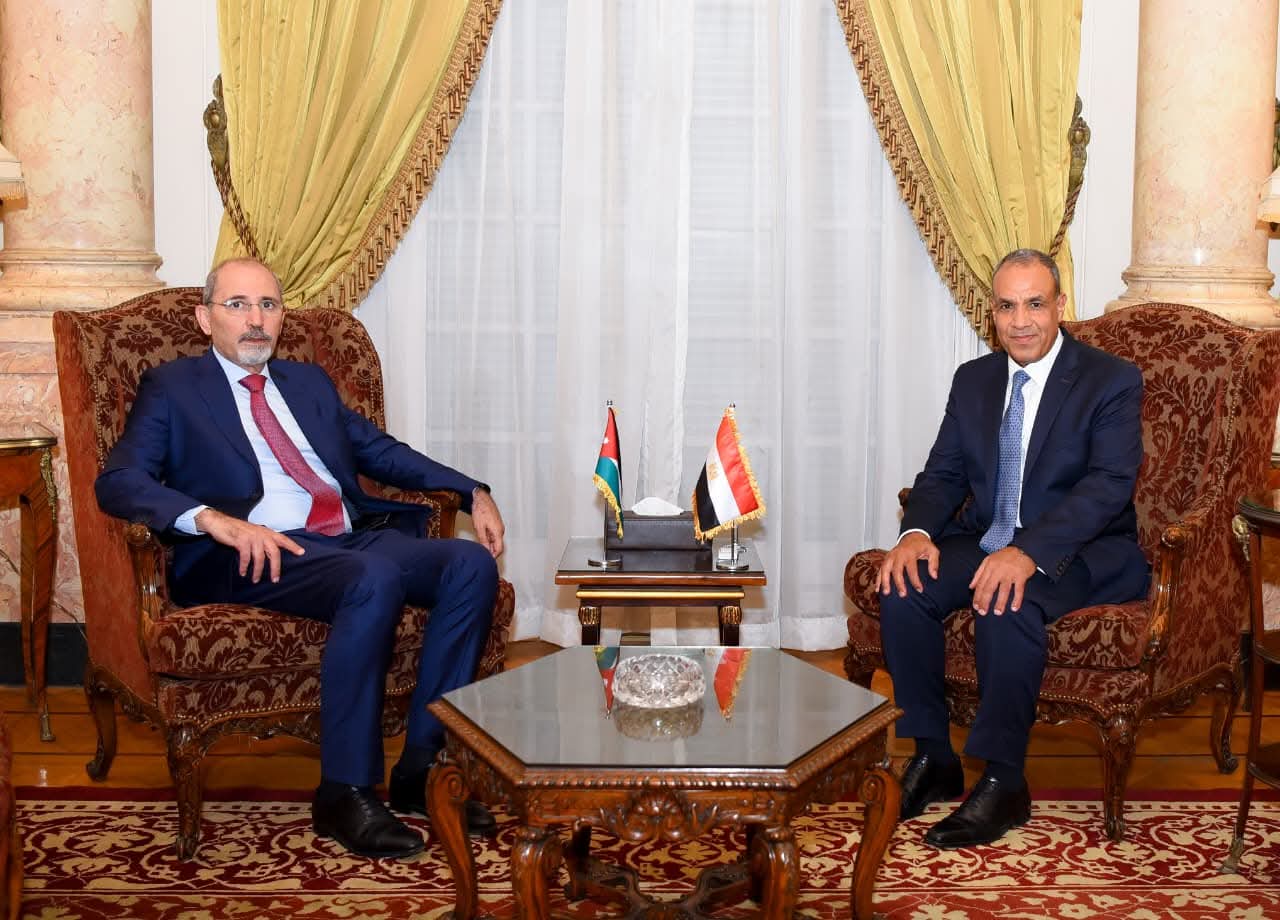 وزير الخارجية والهجرة ونظيرة في المملكة الأردنية الهاشمية يتباحثا تطورات الأوضاع في الأراضي الفلسطينية