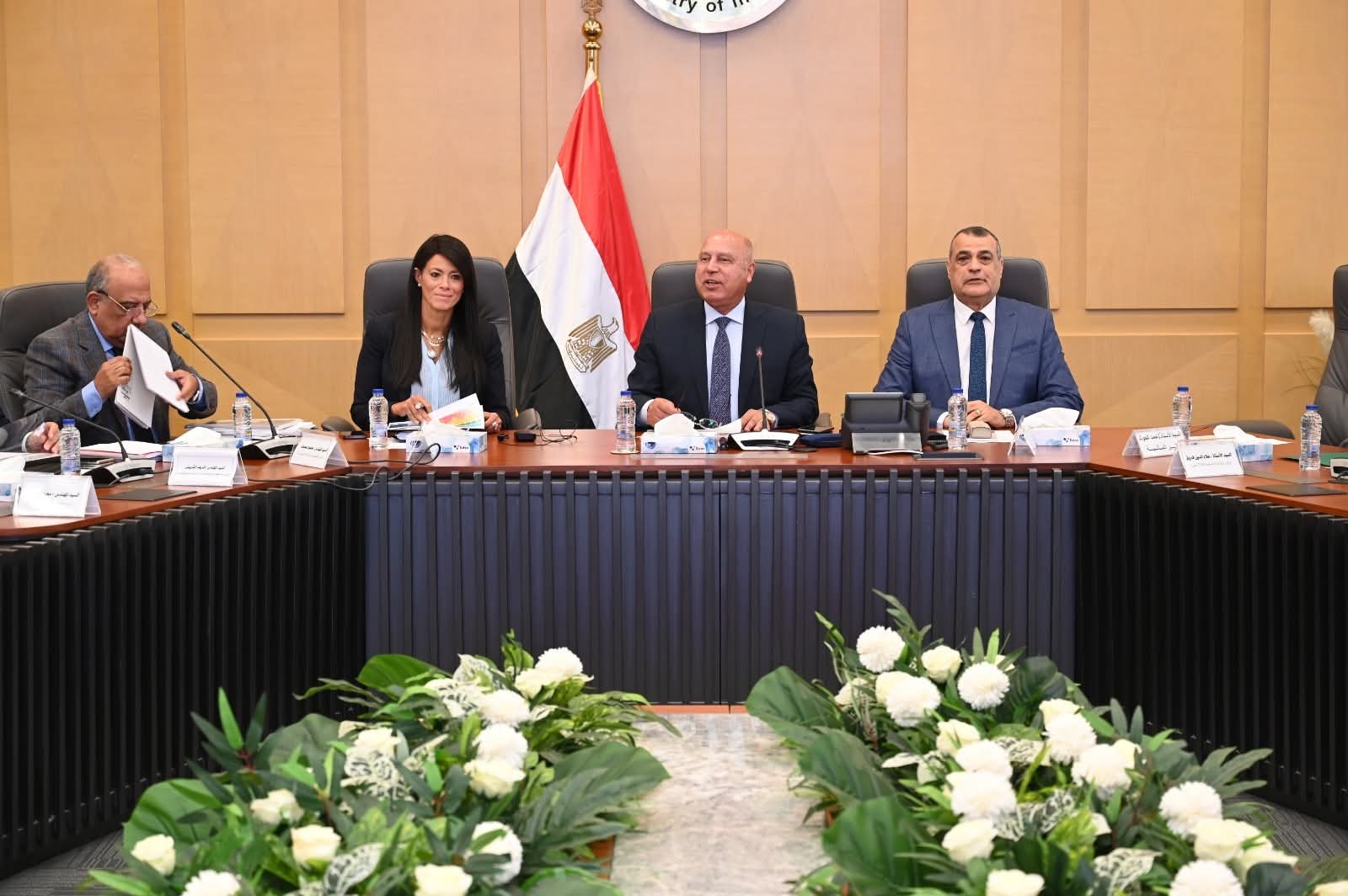 وزير الصناعة والنقل يترأس الاجتماع الثلاثين للمجموعة الوزارية للتنمية الصناعية