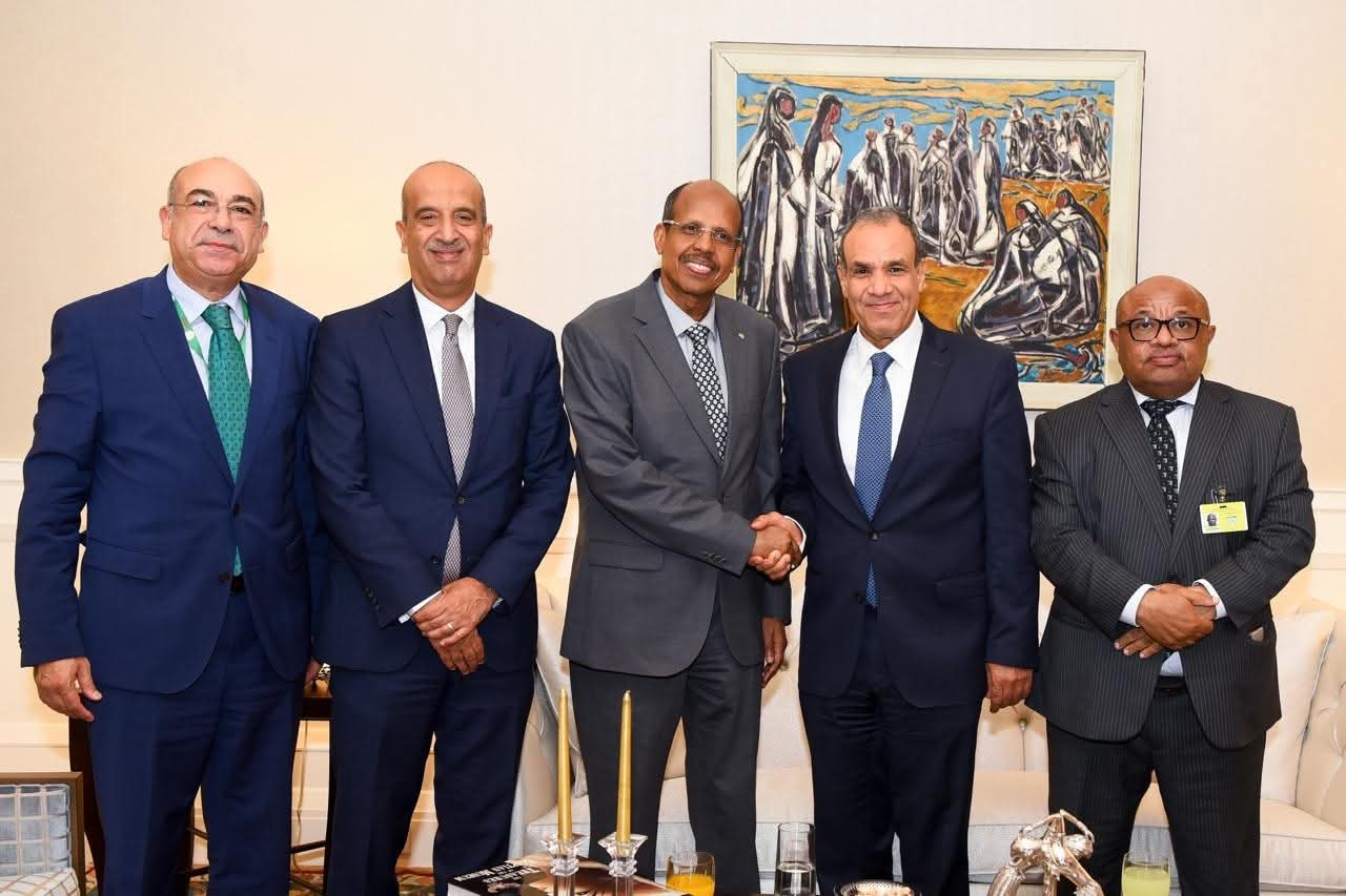 وزير الخارجية يلتقي رئيس مفوضية الاتحاد الإفريقي على هامش أعمال الجمعية العامة للأمم المتحدة