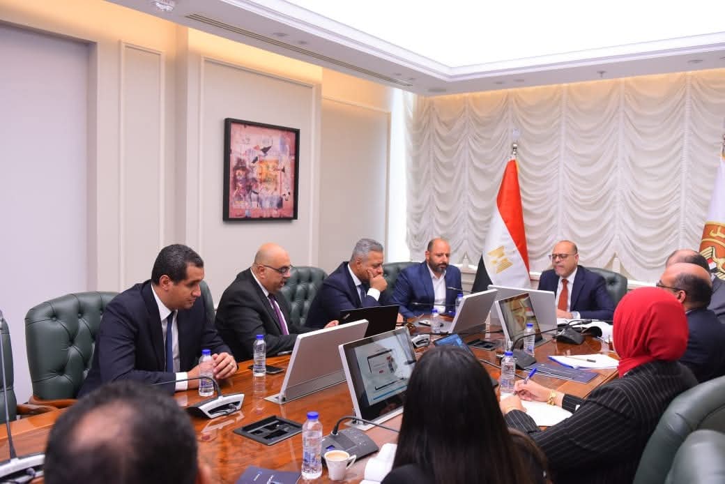 وزير العمل يوجه بتأسيس "برنامج إلكتروني" لإدارة انتخابات النقابات العمالية "2026-2030"