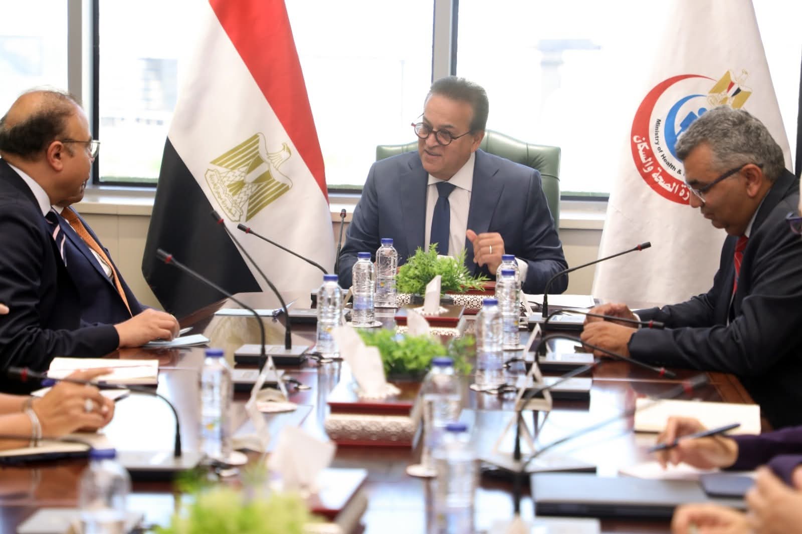 نائب رئيس مجلس الوزراء ووزير الصحة يشهد توقيع بروتوكول تعاون بين وزارة الصحة وشركة “WMC” لتعزيز الرعاية الصحية