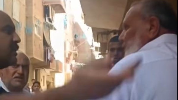 وزارة الداخلية: القبض على المتهم  بواقعة التعدي على مسن وصفعه بمحافظة السويس