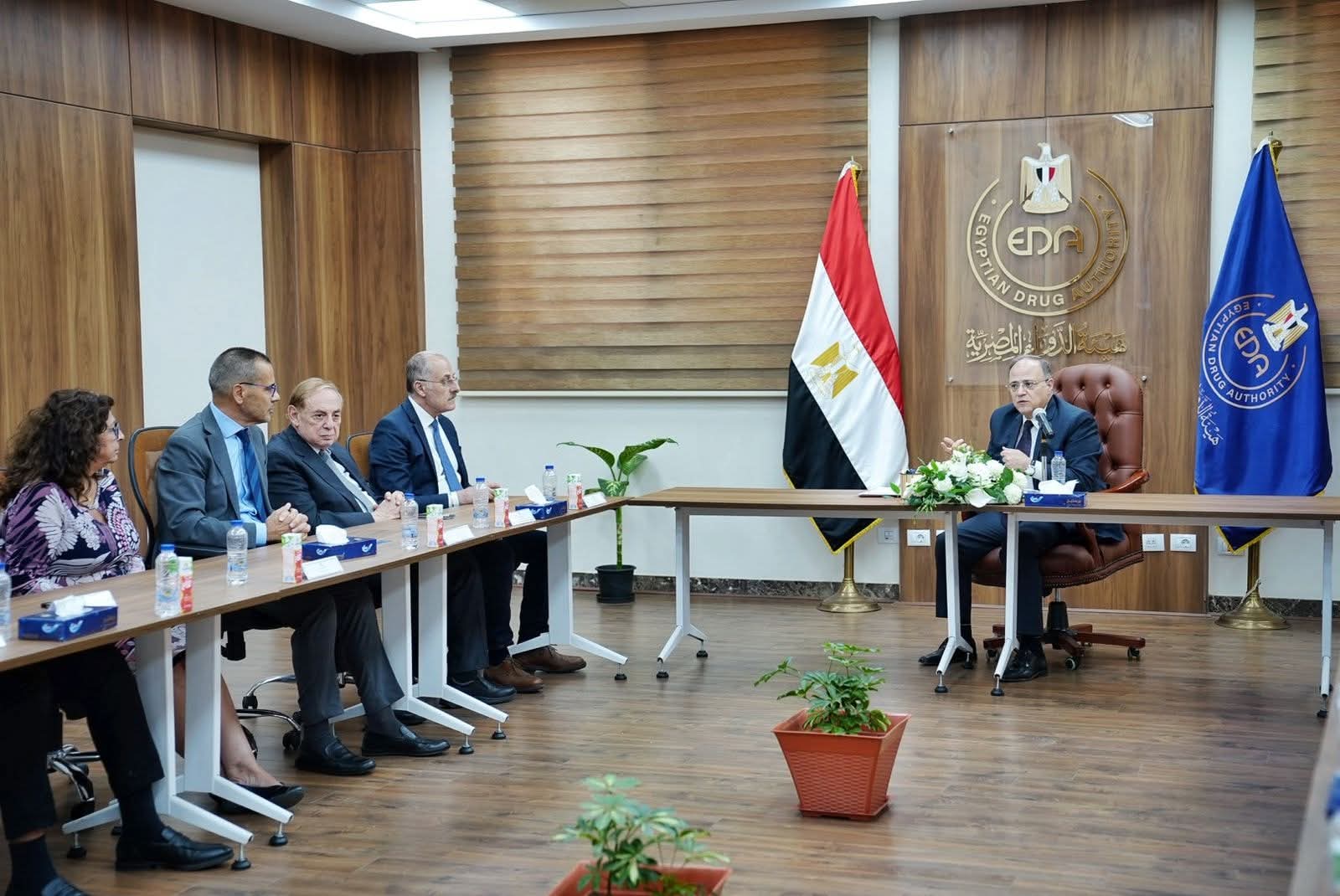 هيئة الدواء تستقبل وفداً لبنانياً رفيع المستوى للاطلاع على التجربة التنظيمية المصرية الرائدة