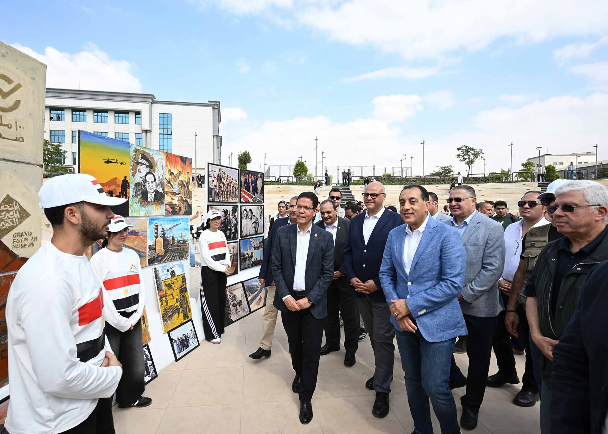 رئيس الوزراء: الجامعات الأهلية تقدم برامج دراسية حديثة تواكب مُتطلبات سوق العمل