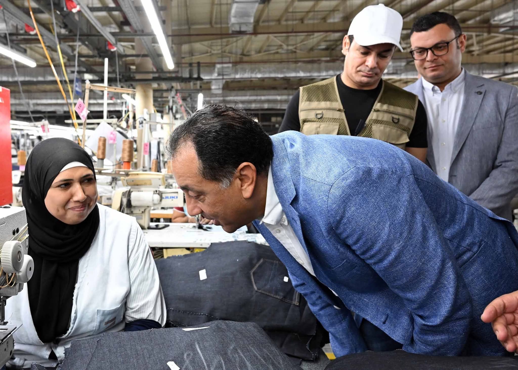 رئيس الوزراء يقدم التحية للفتاة المصرية بمناسبة اليوم العالمى للفتاة: فخورون دوما بفتياتنا