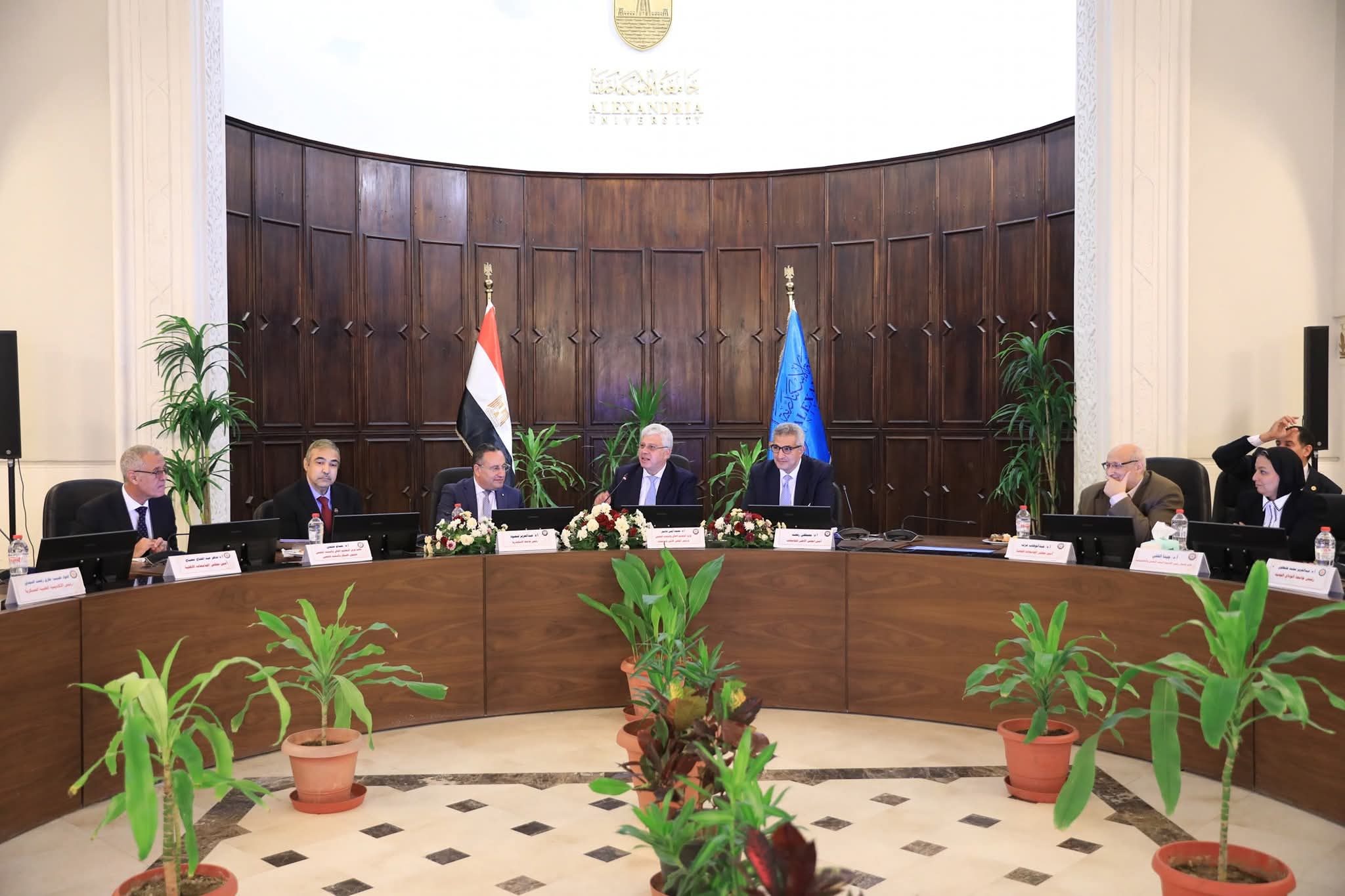 اجتماع المجلس الأعلى للجامعات ..وزير التعليم العالي يشيد بإدراج 26 جامعة مصرية في تصنيف التايمز العالمي لعام 2026