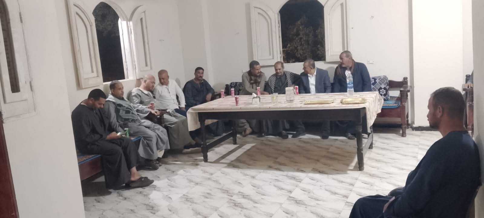 حسام مصطفى يواصل جولاته الميدانية بزيارة قرية بهيج ولقاء عائلة العربي وسط استقبال حافل من الأهالي