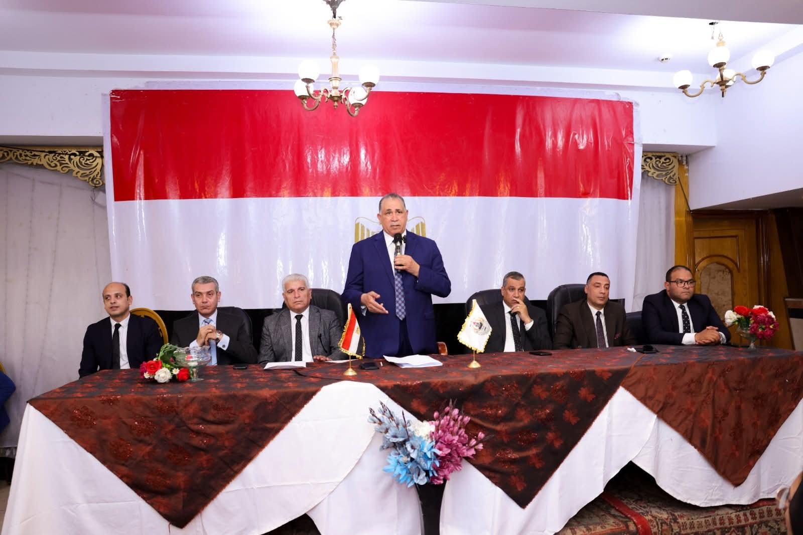 عبد الحميد منير يشيد بكلمة نقيب المحامين خلال جلسة حلف اليمين: دعوة صريحة لتحمّل المسؤولية وصون كرامة المهنة