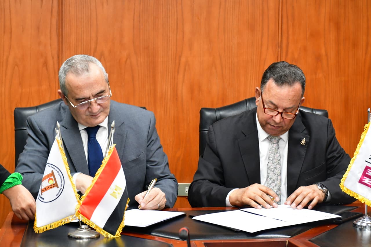 الهيئة العامة للمستشفيات توقع بروتوكول تعاون مع جامعة المنصورة الجديدة