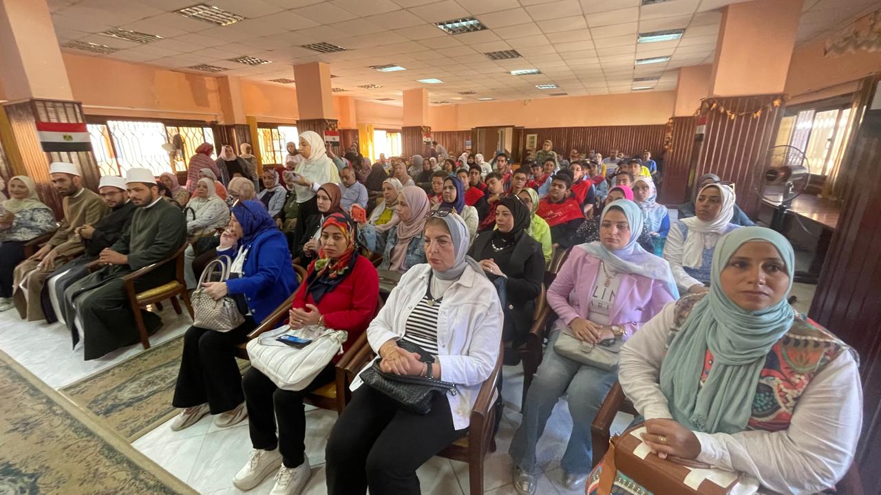 بالتعاون مع الازهر الشريف والهيئة العامة للاستعلامات الهيئة القومية لسكك حديد مصر  تنظم ندوة توعوية بمحافظة الاسكندرية