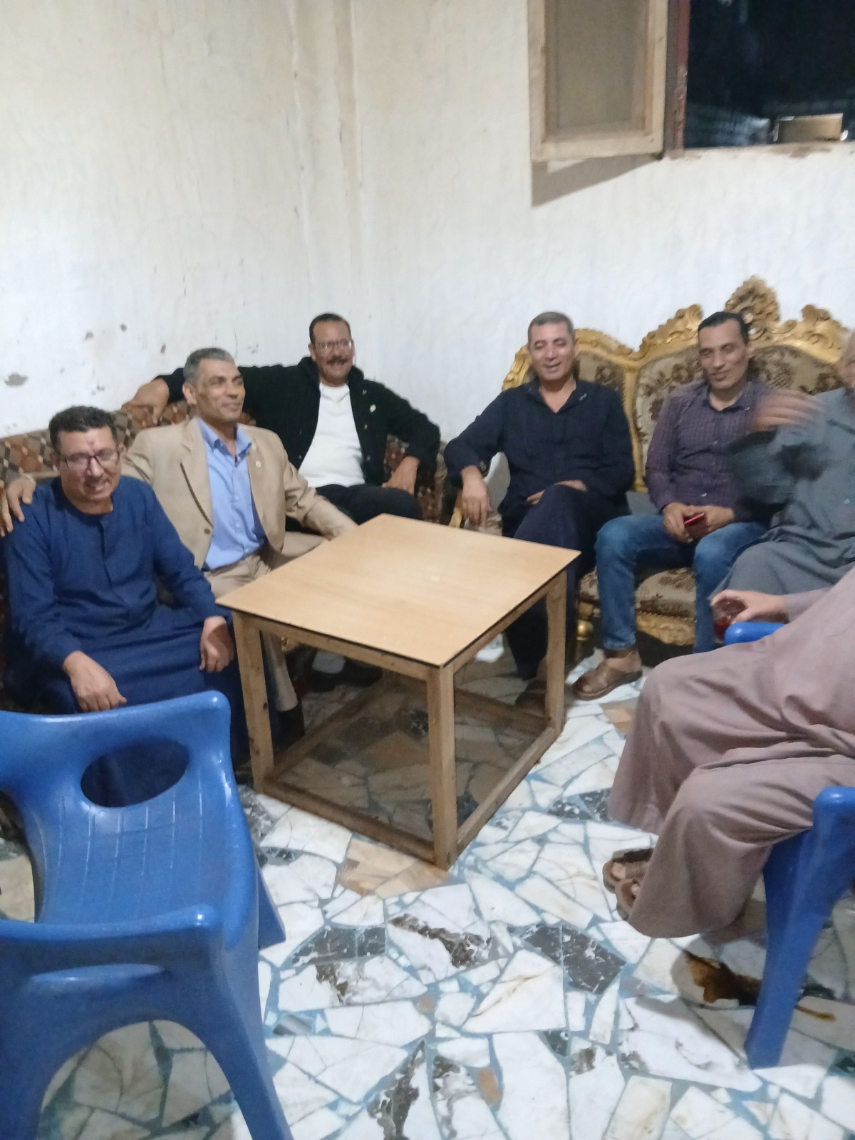 دعم جماهيري واسع لأنور علي خلال جولاته الميدانية في بركة السبع استعدادًا لانتخابات النواب 2025