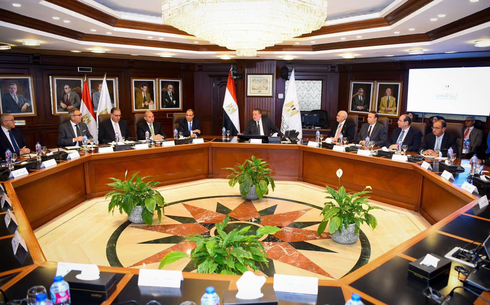 محافظ البنك المركزي المصري ووزير الخارجية يشهدان إطلاق مبادرة " افتح حسابك في مصر" لتسهيل إجراءات فتح الحسابات البنكية للعاملين بالخارج