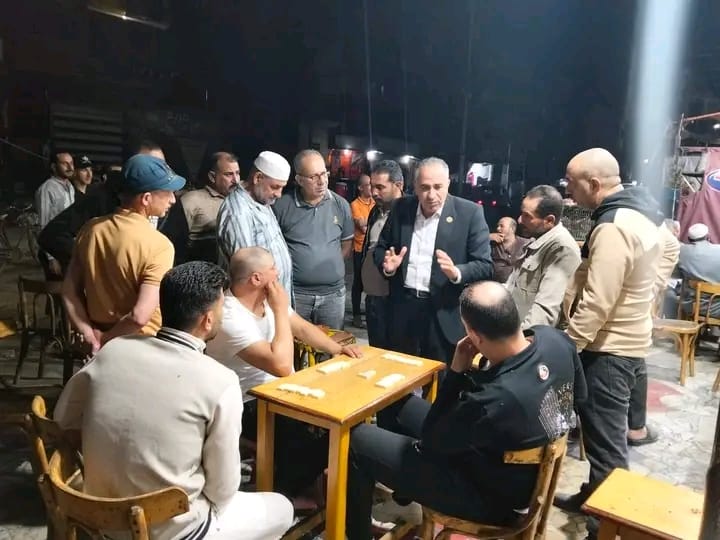 جولة محمد محمود العتماني وسط أهالي المطرية وسط استقبال حافل