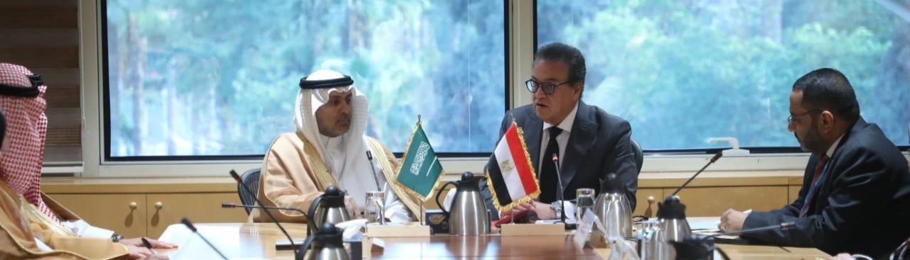 على هامش فعاليات افتتاح الدورة الـ72 للجنة الإقليمية لمنظمة الصحة العالمية لشرق المتوسط