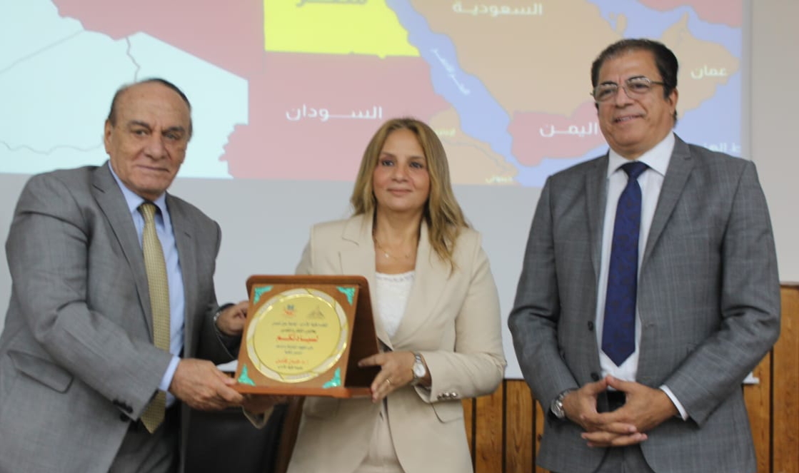 كلية الآداب بجامعة عين شمس تستضيف اللواء سمير فرج في ندوة عن بطولات أكتوبر