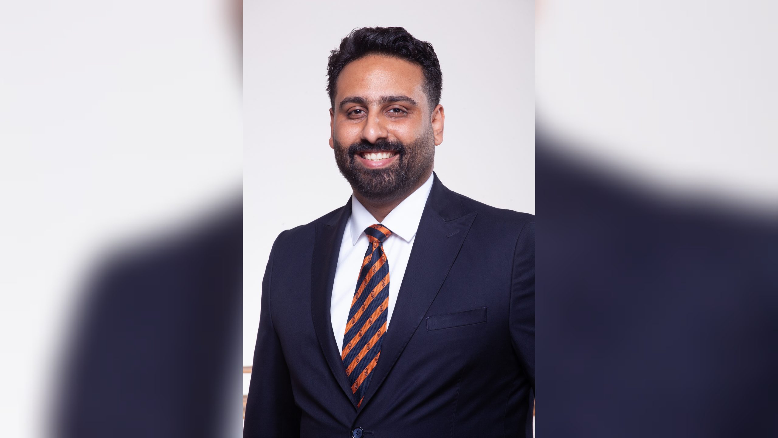 "من الشارع إلى المنبر.. حبيب السّنان يجسد جيلًا يؤمن بالحوار لا بالصدام"