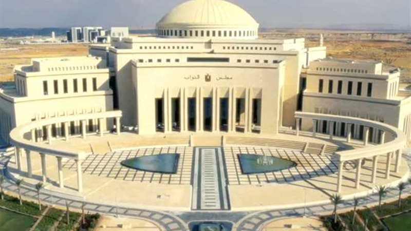 «اللجنة مش مدرسة تطلع فلوس وخلاص».. رئيس «صناعة النواب» يهاجم «التنمية الصناعية»