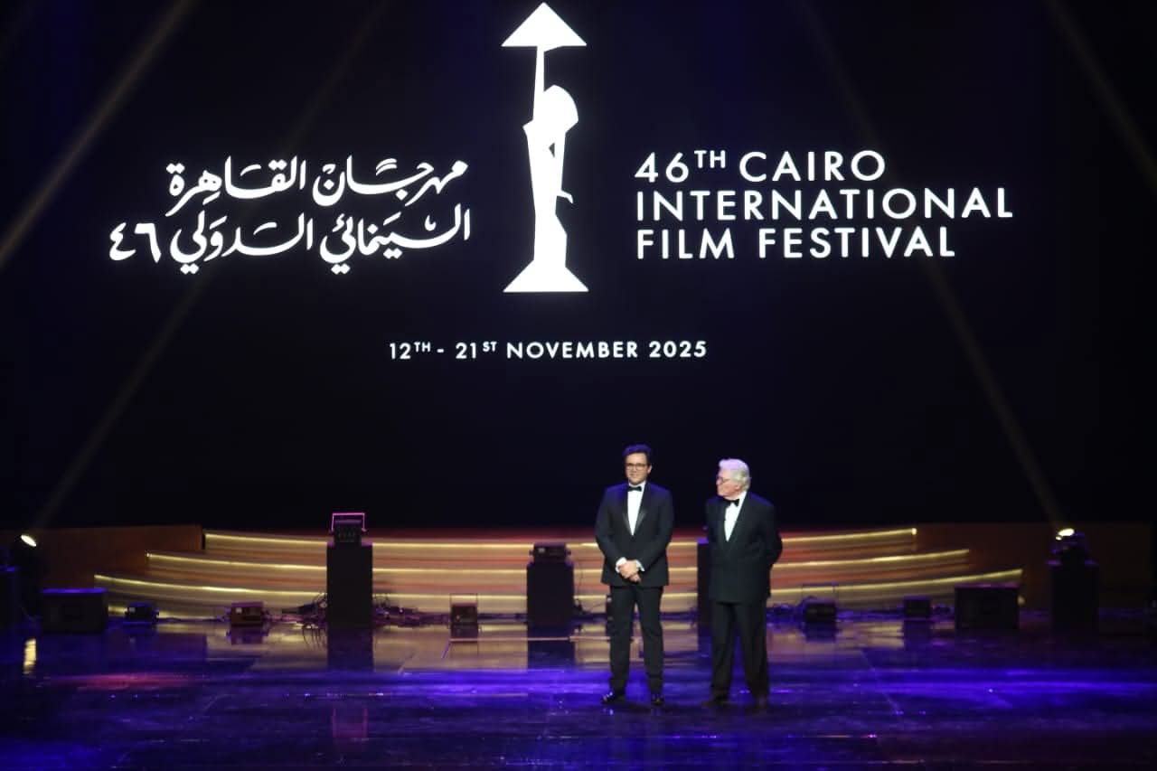 وزير الثقافة يفتتح فعاليات الدورة الـ46 لمهرجان القاهرة السينمائي الدولي ويُكرم النجم المصري العالمي خالد النبوي والمخرج القدير محمد عبد العزيز