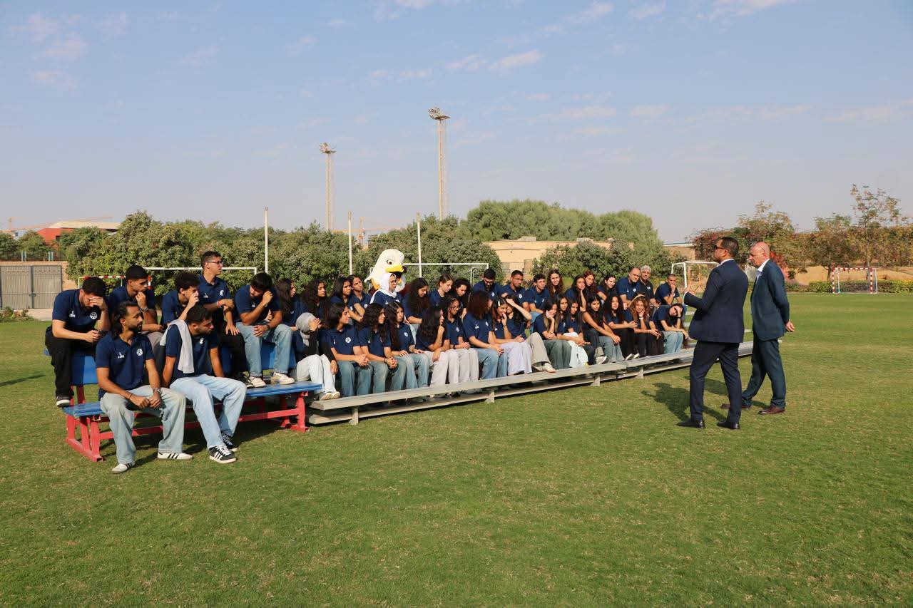 بعثة طلاب الجامعات المصرية تمثل مصر في البطولة العالمية العاشرة للجامعات بإسبانيا