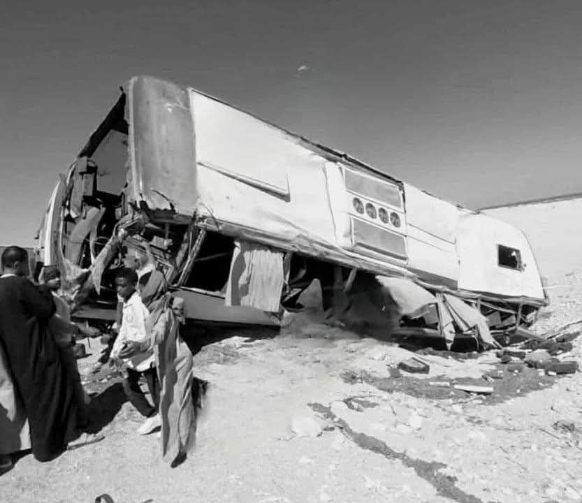 مدحت ركابي وأهالي المنصورية ينعون ضحايا حادث انقلاب أتوبيس الإسماعيلية – أسوان ويقدمون واجب العزاء