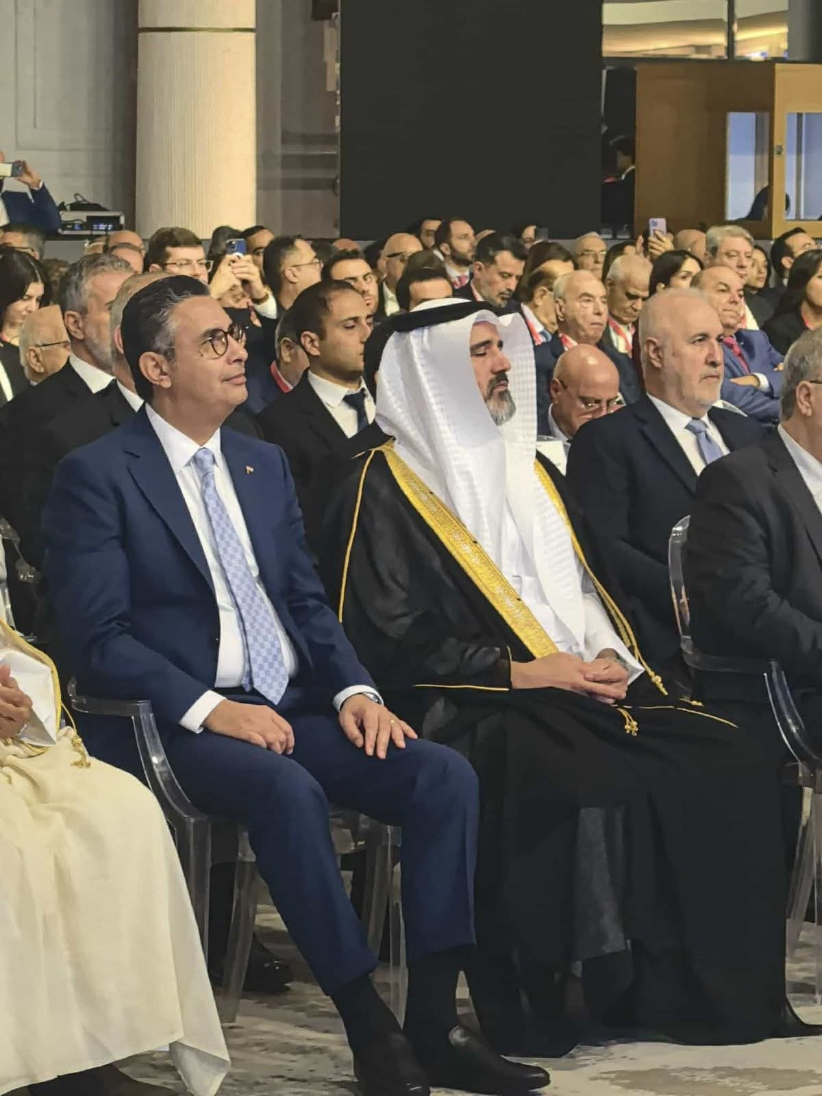 وزير التموين يشارك في الجلسة الافتتاحية لمؤتمر "بيروت وان" بحضور رئيس الجمهورية اللبنانية