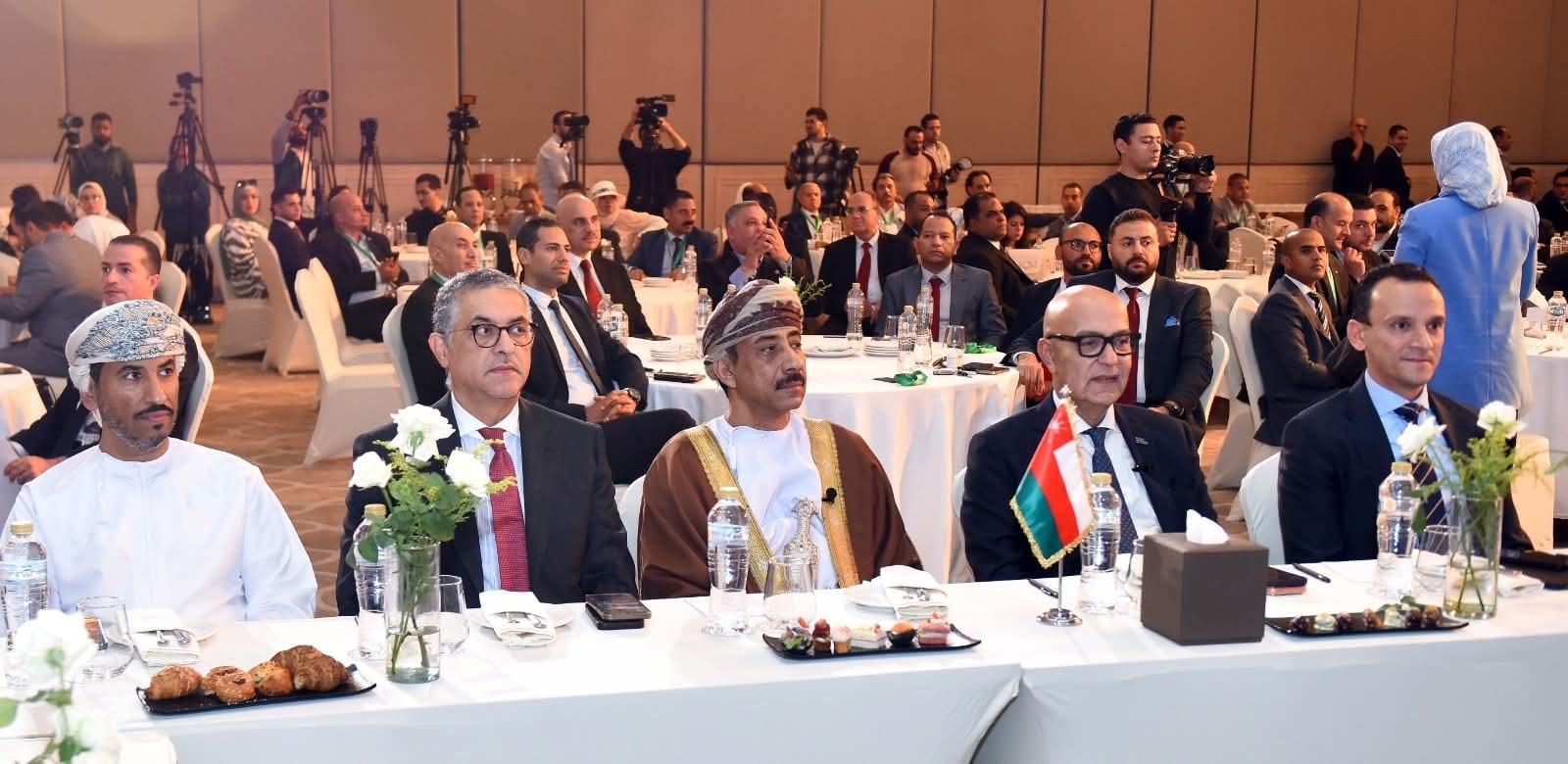 هيئه الاستثمار تشارك في المؤتمر "المصري العُماني" لمناقشة فرص الشراكة بين مصر وسلطنة عُمان