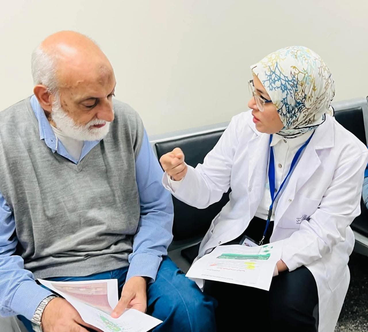 تحت شعار " قرار صح.. صحة صح"  ▪︎هيئة الرعاية الصحية تشارك بفعاليات الأسبوع العالمي للتوعية بمقاومة مضادات الميكروبات لعام 2025 بجميع منشآتها بمحافظات التأمين الصحي الشامل