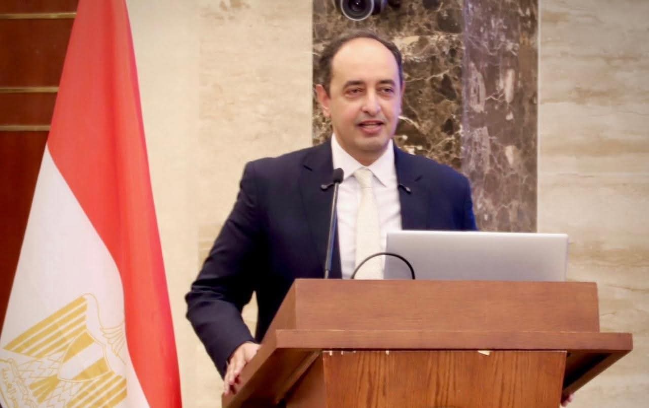 انطلاق المعسكر التدريبي لإعداد القيادات التطوعية لمبادرة "رحلة عزيمة" لحماية الأطفال من المخدرات والادمان بقرى حياة كريمة