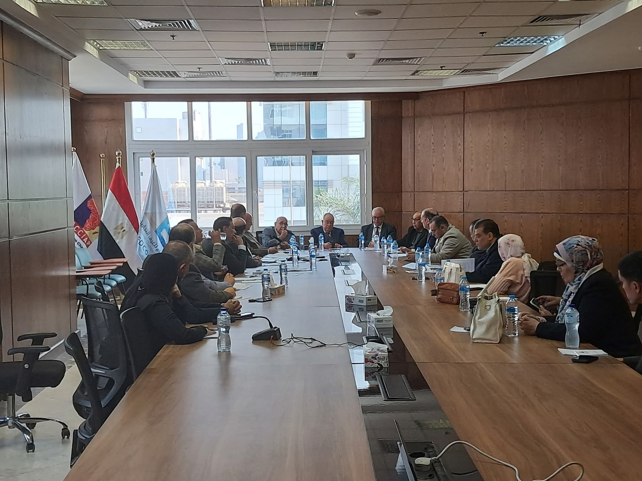 جبهة موحدة لقطاع الدواء ترفض المساس بـ "منظومة الخصومات" وتتمسك بحقوق الصيادلة