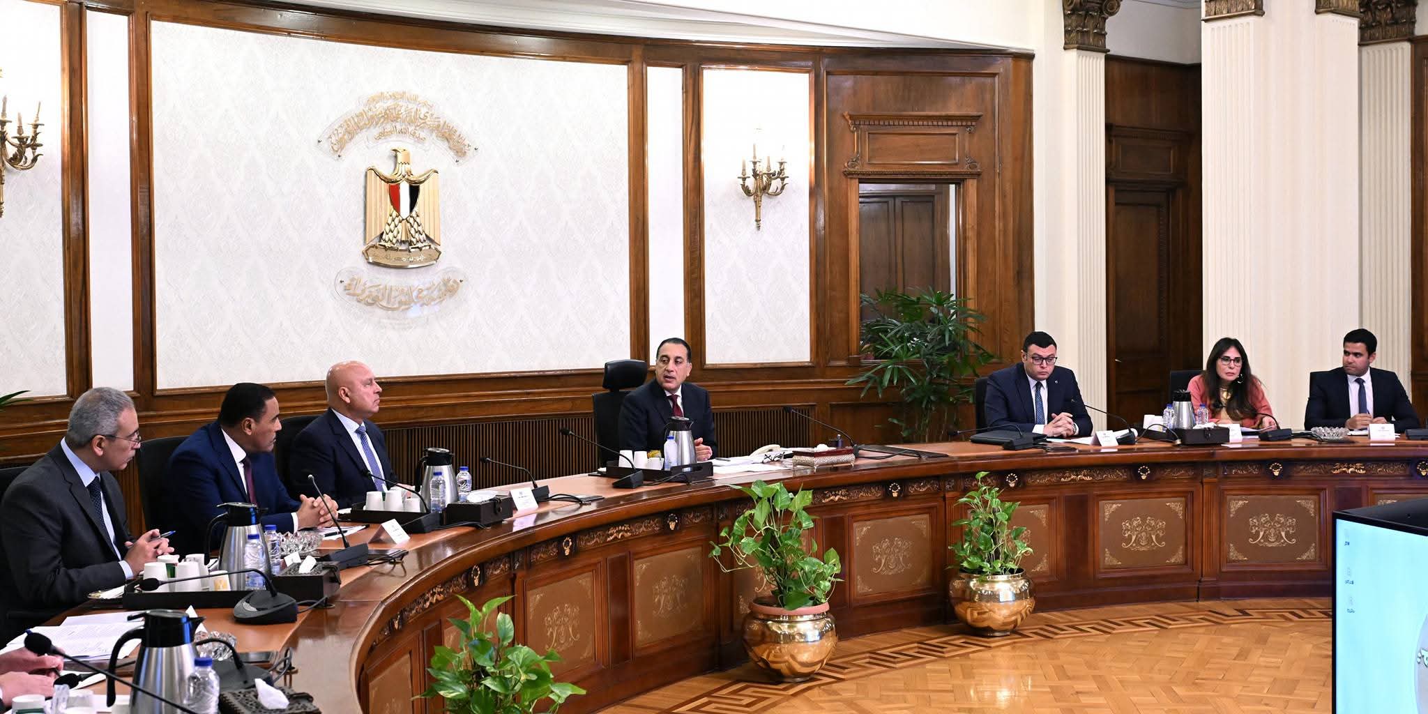 رئيس الوزراء يتابع الموقف التنفيذي لمشروعات مدينتي "رأس الحكمة الجديدة" و"شمس الحكمة"