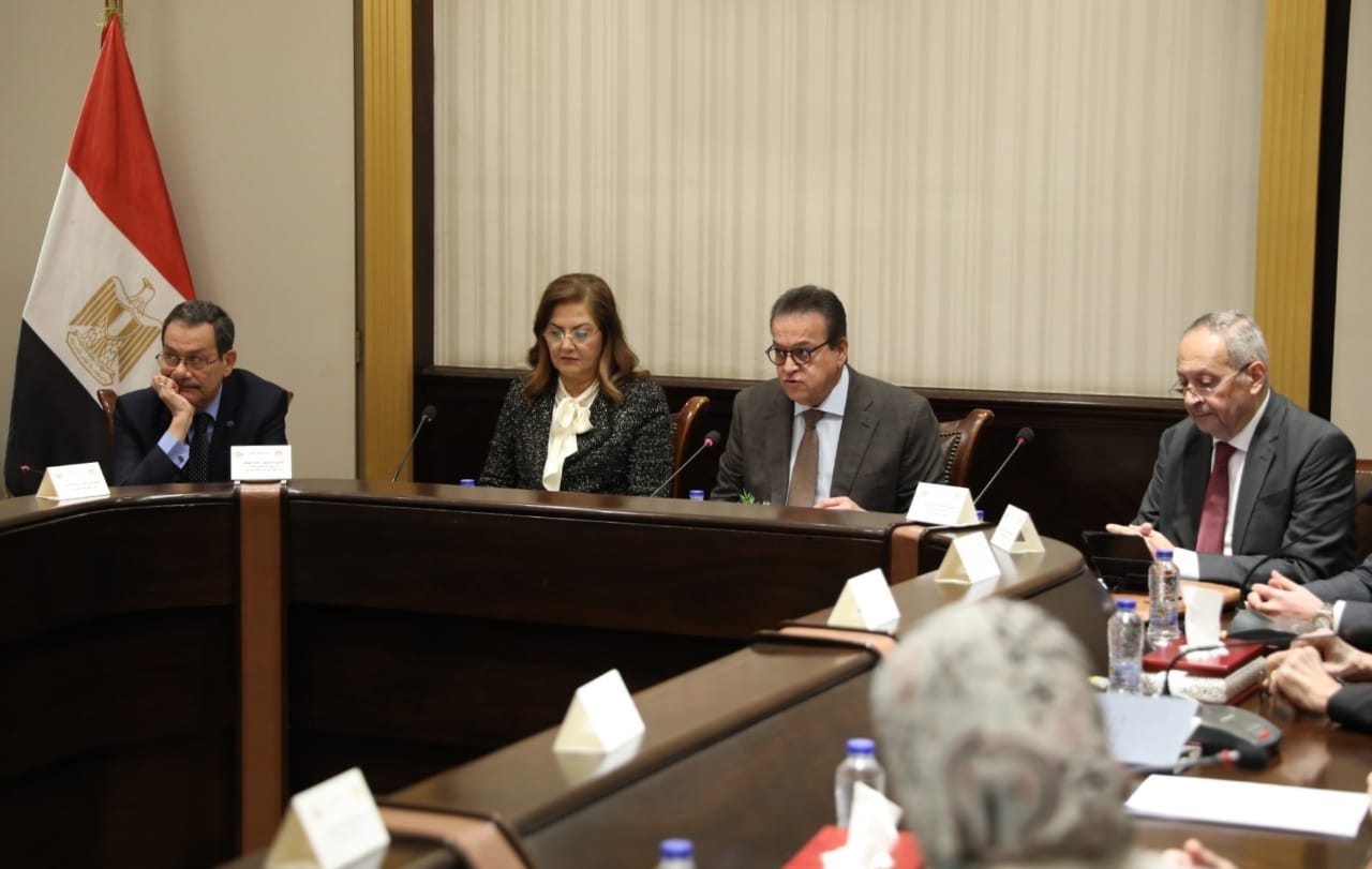 وزير الصحة يترأس اجتماع اللجنة الاستشارية العليا للتنمية البشرية