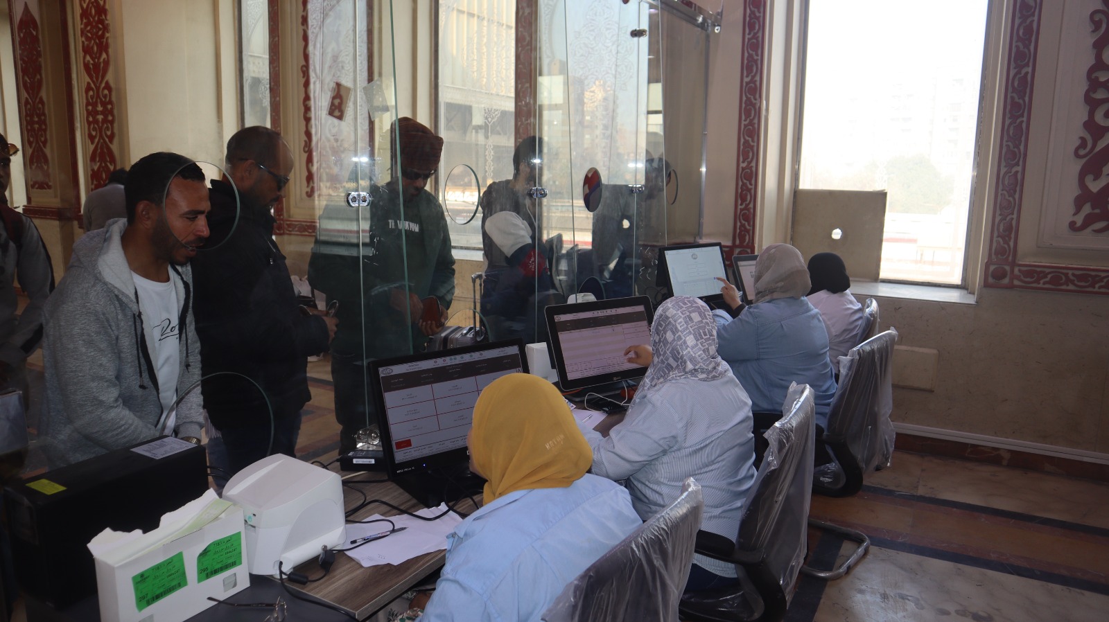 منافذ إضافية لحجز تذاكر قطارات الـتالجو و الـ VIP لخدمة جمهور الركاب بمحطة القاهرة برمسيس