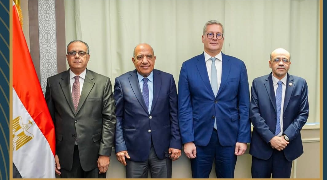 وزيرا الكهرباء والبترول يشهدان توقيع بروتوكول تعاون بين الهيئة العامة للبترول وهيئة المواد النووية