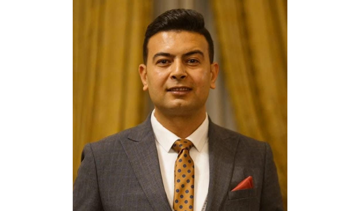 محمد عمر يكتب : دعم الشرعية ووحدة اليمن