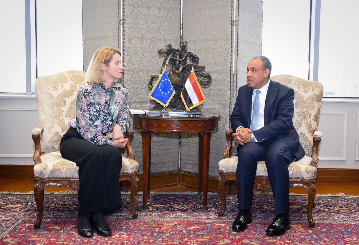 وزير الخارجية يبحث مع الممثلة العليا للاتحاد الأوروبي تعزيز الشراكة الاستراتيجية والتنسيق حول أزمات غزة والسودان والأمن المائي